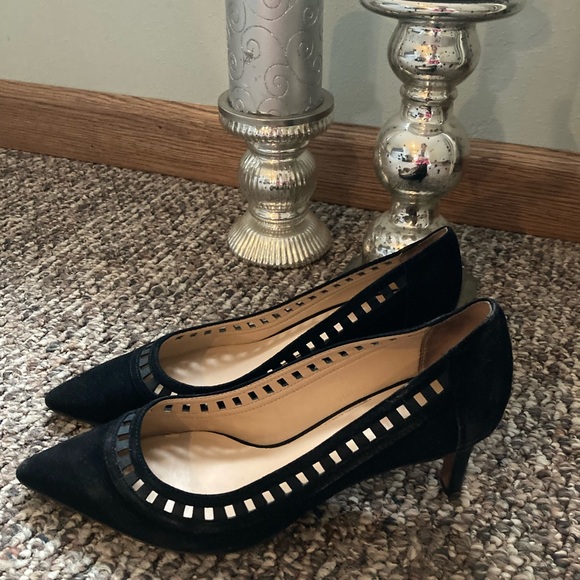 Franco Sarto women’s heels. Peek a boo. Stunners. Guaranteed to catch eyes. - Picture 2 of 5